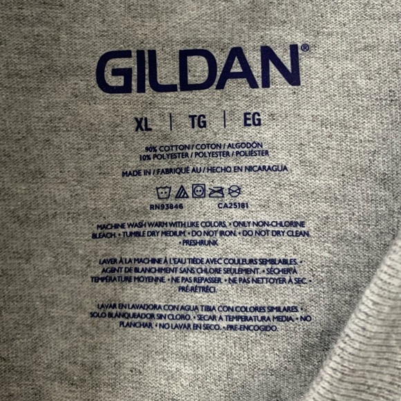 NWT Best Buckin Grandpa Men’s Grey T-Shirt - XL - Picture 3 of 5